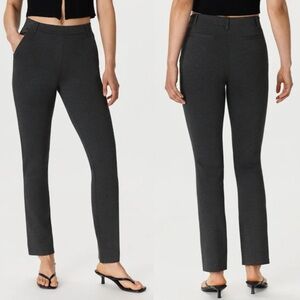 QUINCE Ultra-Stretch Ponte Straight Leg Pants Charcoal size Medium Petite